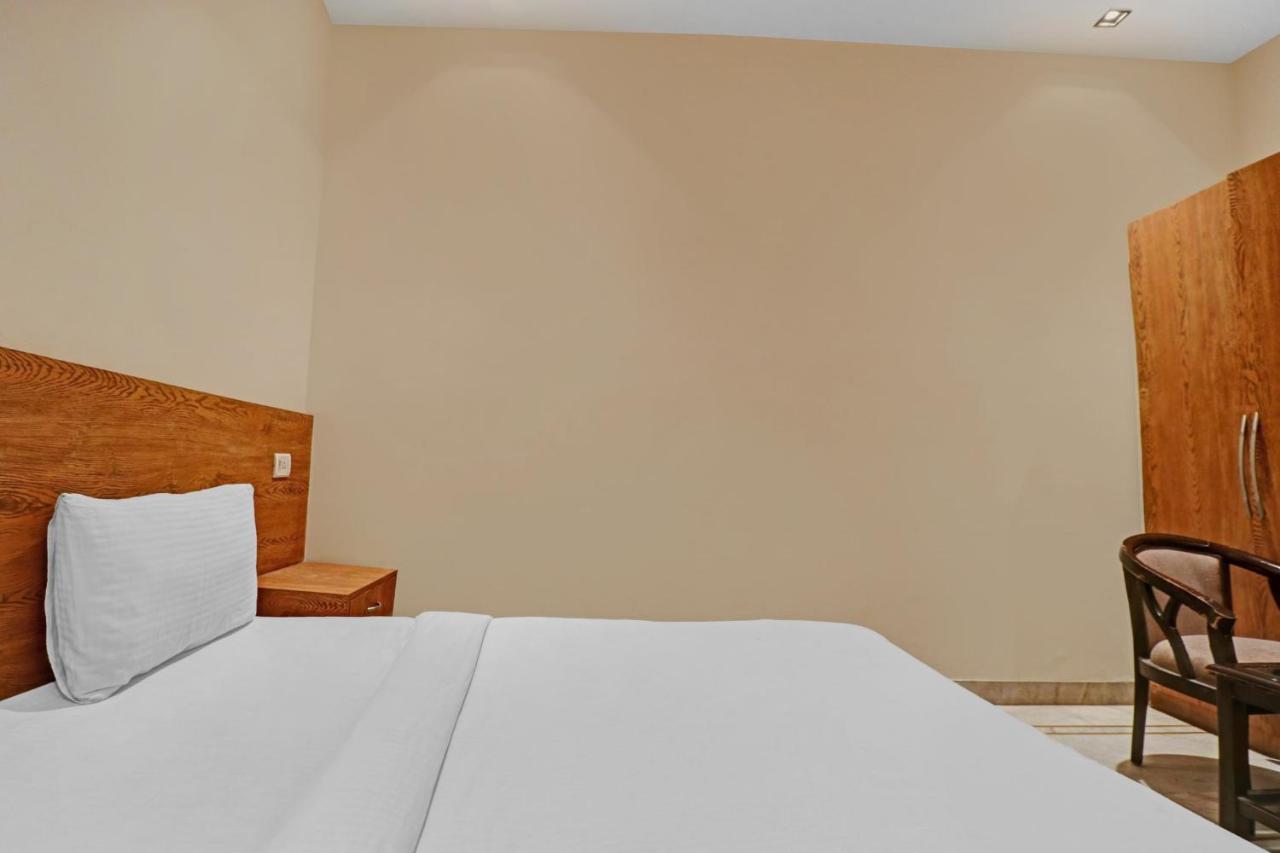 Airport Hotel Goodluck Νέο Δελχί Εξωτερικό φωτογραφία