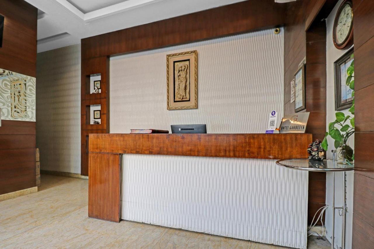 Airport Hotel Goodluck Νέο Δελχί Εξωτερικό φωτογραφία