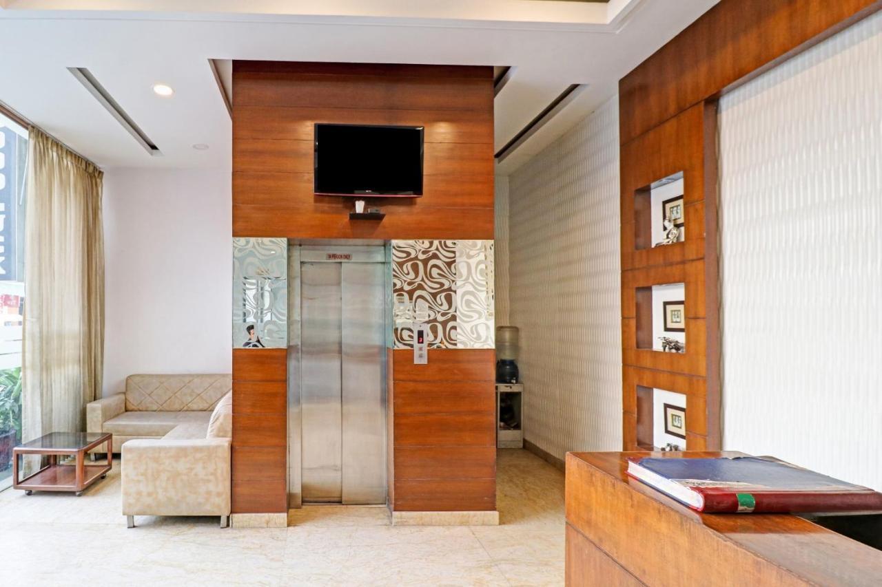 Airport Hotel Goodluck Νέο Δελχί Εξωτερικό φωτογραφία