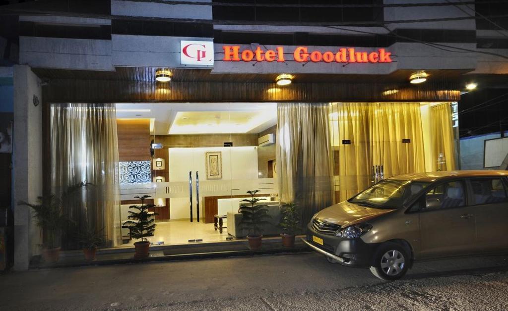 Airport Hotel Goodluck Νέο Δελχί Εξωτερικό φωτογραφία